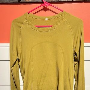 Lululemon Swiftly Tech